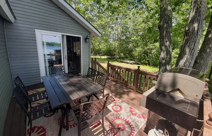 Sunrise Views Cabin with AC, Game Room & Bar