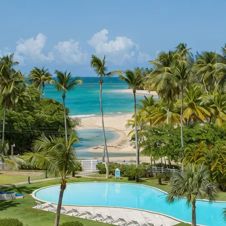 5 Star Beachview PH W/ Rooftop Terrace &Jacuzzi