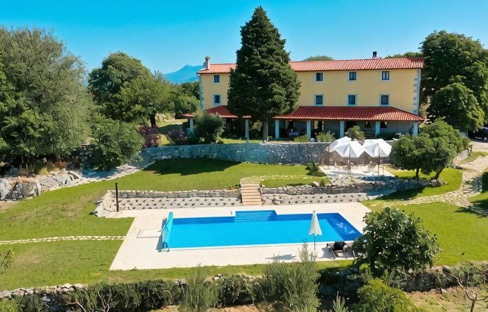 Villa Calussovo