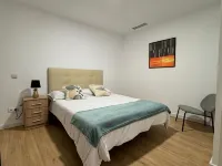 Apartamentos Melisa Hotels near Carabanchel