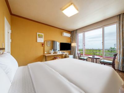 Delta Hotel