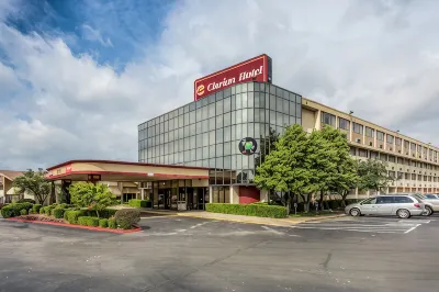 Ramada by Wyndham Tulsa Broken Arrow Hôtels à : 