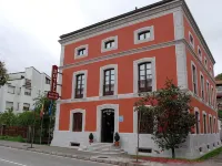 Puente Romano Hotels in Parres