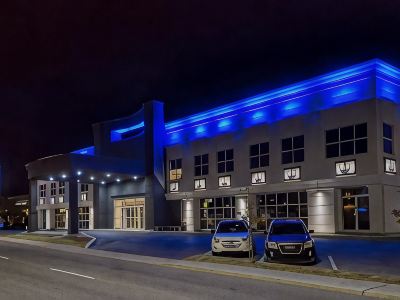 Hotel & Suites le Dauphin Drummondville
