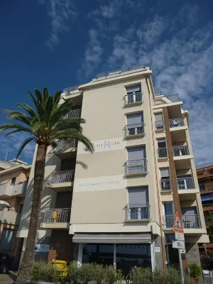 Hotel Jolly Roger - parking
