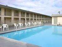 Days Inn by Wyndham Chowchilla Gateway to Yosemite - Uima-altaat