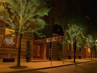 Alexander Inn Hotels near Reading Terminal Market