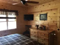 Mountain Cabin! Private Hot Tub! Amazing Views!
