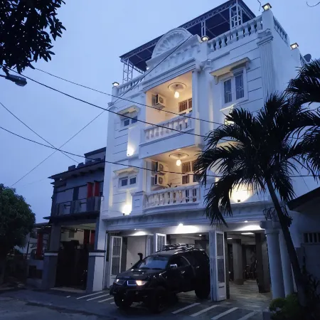 Lewi House