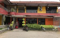 Hotel Adis Syariah - Bintang 2