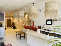 Family Suite Villa by Cleopatra Villa Hotels in Sewon