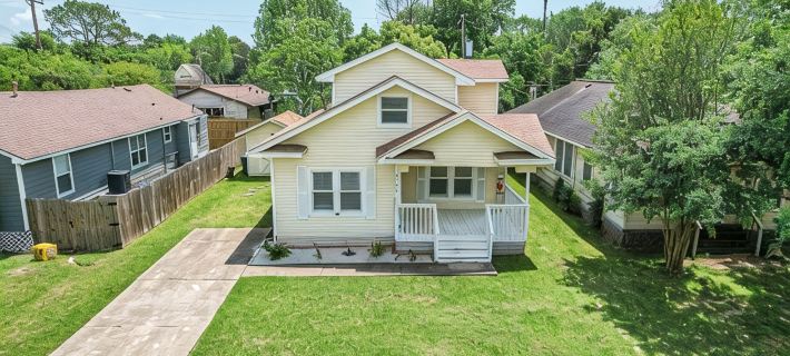 Charming 3-bedroom cottage in Seabrook, Texas Hotels in Pasadena
