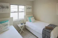 The Nook, Langebaan 4-Sleeper - 주차장