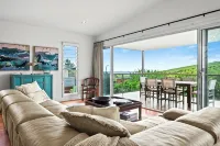Fiskardo- Gerringong,  Views of ocean and rolling hills. - Wifi
