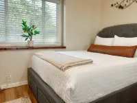 Charming Cabin• Steps from the Beloved Mountain View Cafe - Homestays