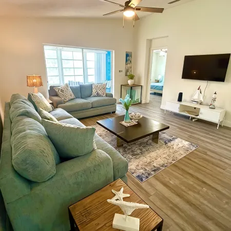 Beach & Comfort | 3Br/2BA, 10 Min to the Ocean