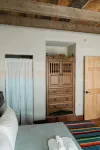 Serene, earthen home - just one minute from the heart of Old Town Albuquerque! - Bungalows