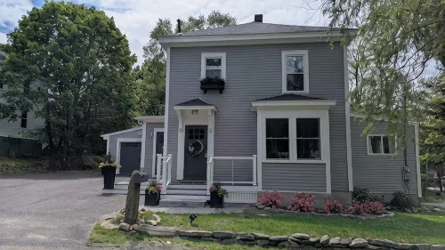 Ambleside in Boothbay Harbor Maine- Perfect for Your Maine Coastal Vacation! - 4-Star