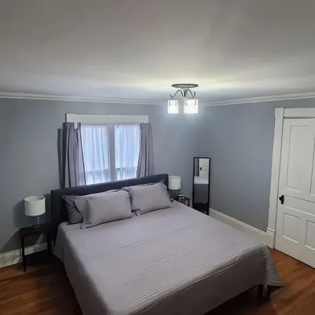 The Wesley - Historic 1890 Victorian, Second Floor