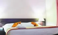 Green Legacy Resort - Bãi đậu xe