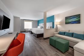 Comfort Suites Colorado Springs East - Medical Center Area
