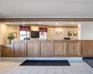 Econo Lodge Darien Lakes