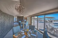 Kingfisher Retreat by Sharjah Collection - 5-Star