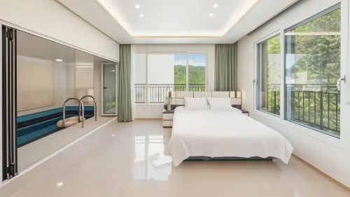 Gapyeong Laonjena Pool Villa - Mountain view