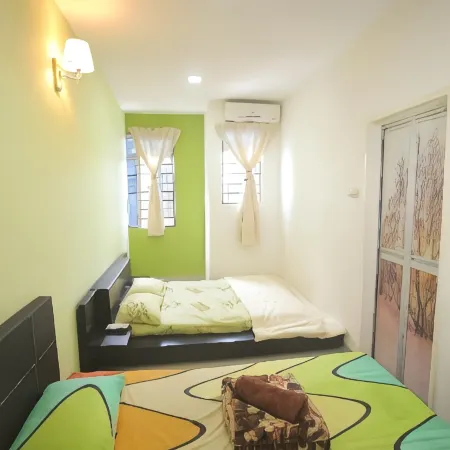 DesaTebrau NewStar Homestay - Wedding Bridal House
