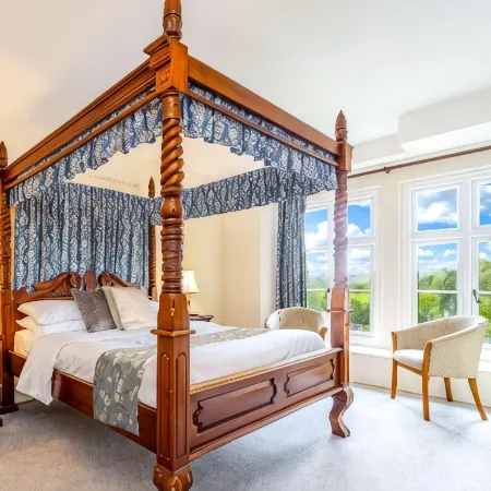 Best Western Limpley Stoke Hotel