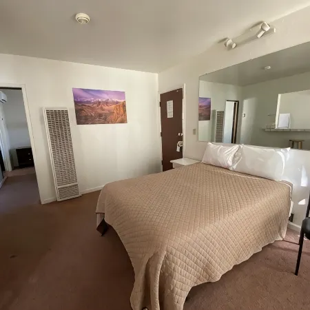 Bristlecone Motel