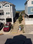 Semi Oceanfront 5 bedroom dog friendly cottage 10 feet to beach access