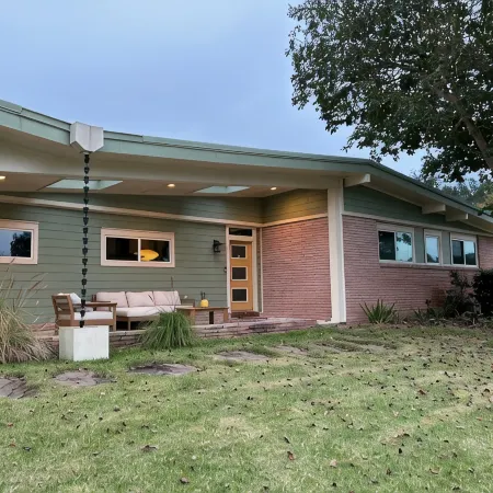 Private Pool Home. 7 Mins to the Beach! Arcade. Perfect Retreat Rain or Shine!