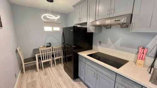 Quintessence ApartHotel - Holiday Apartments