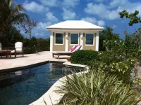 Luxury Home in Feb. Pt. with dip pool, spectacular ocean views, steps to beach - 4-Sterne