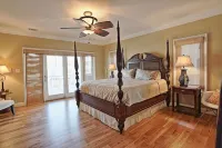 The Ultimate In Beach Living! Ocean View, Steps to Beach,  Sleeps 8. Elevator! - Gym