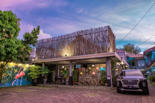 Metro Malioboro Living
