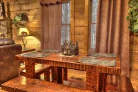 Peaceful Woods #25- Charming & Clean Log Cabin! - Hytter