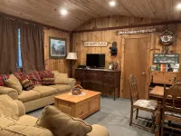 The Little Cabin in the Pines! - Wifi