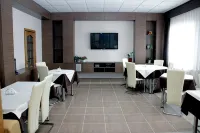 Hotel Rial - Bãi đậu xe