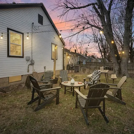 Urban Oasis: A Charming Downtown Retreat with Game Room, Firepit and Yard Games