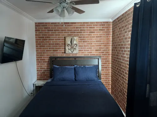 Cozy 1-bedroom with AC and WiFi in charming Baton Rouge near LSU - balcony