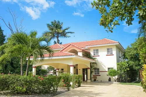 Luxury Villa -5 Bedrooms Bavaro/Punta Cana -  Holiday Villas