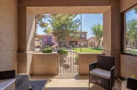 Pilot's Lounge - 2 miles from Chandler Municipal Airport - บังกะโล