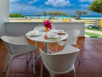 Oceanfront @ Mangel Halto Beach, Snorkel, Scuba, Beach Hotels in Savaneta