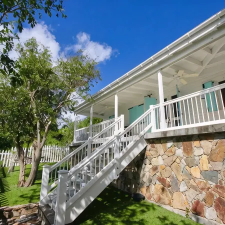 Eco-Luxury Paradise with Amazing Views & Pool