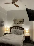 Clean, New, Spacious, in Coconut Grove! - Bungalows