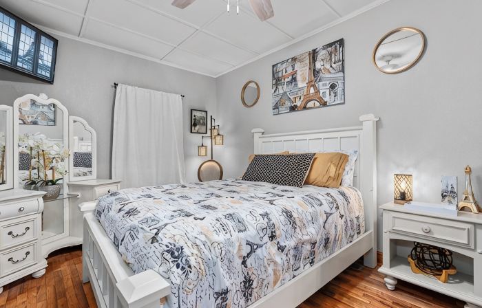 Centrally located, cozy, cottage style home in Paris, Arkansas.