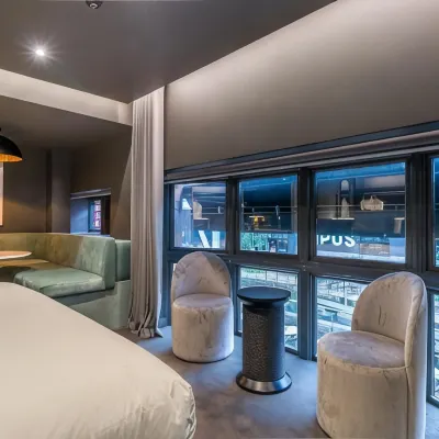 Velvet Hotel Hotels near Canal Street