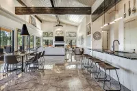 Breathtaking Views, Indoor/Outdoor Linear Fireplace, Sauna - 5-Star